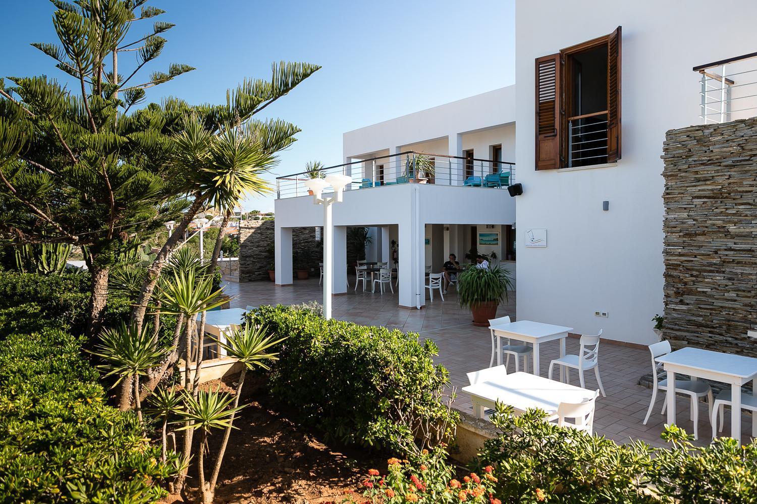 Hotel Cavalluccio Marino Lampedusa Bagian luar foto